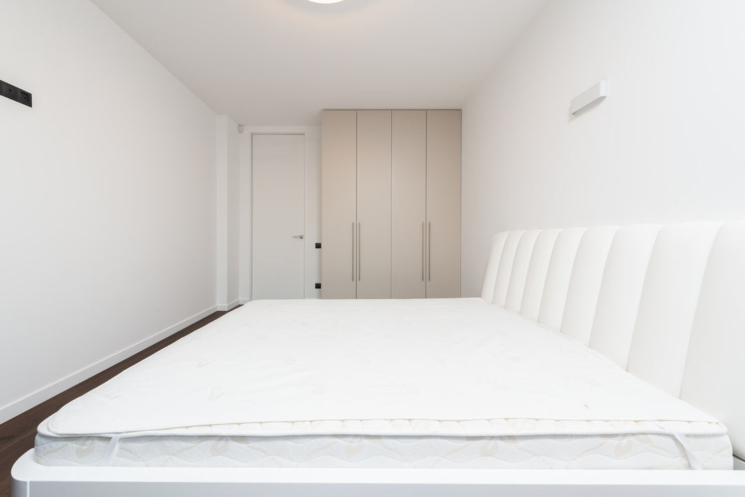 How Many People Can Sleep On A King Size Mattress?