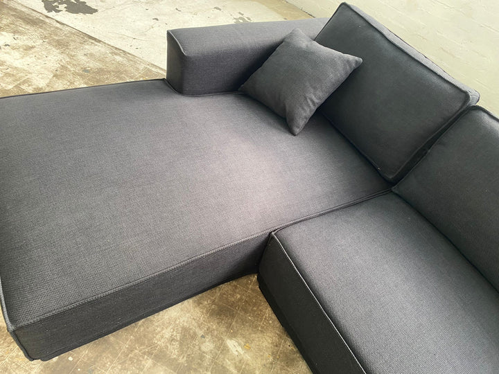 3 Seater Left Hand Facing Chaise Lounge Corner Sofa Black Linen Fabric - W 260 cm x D 92 cm x H 75 cm