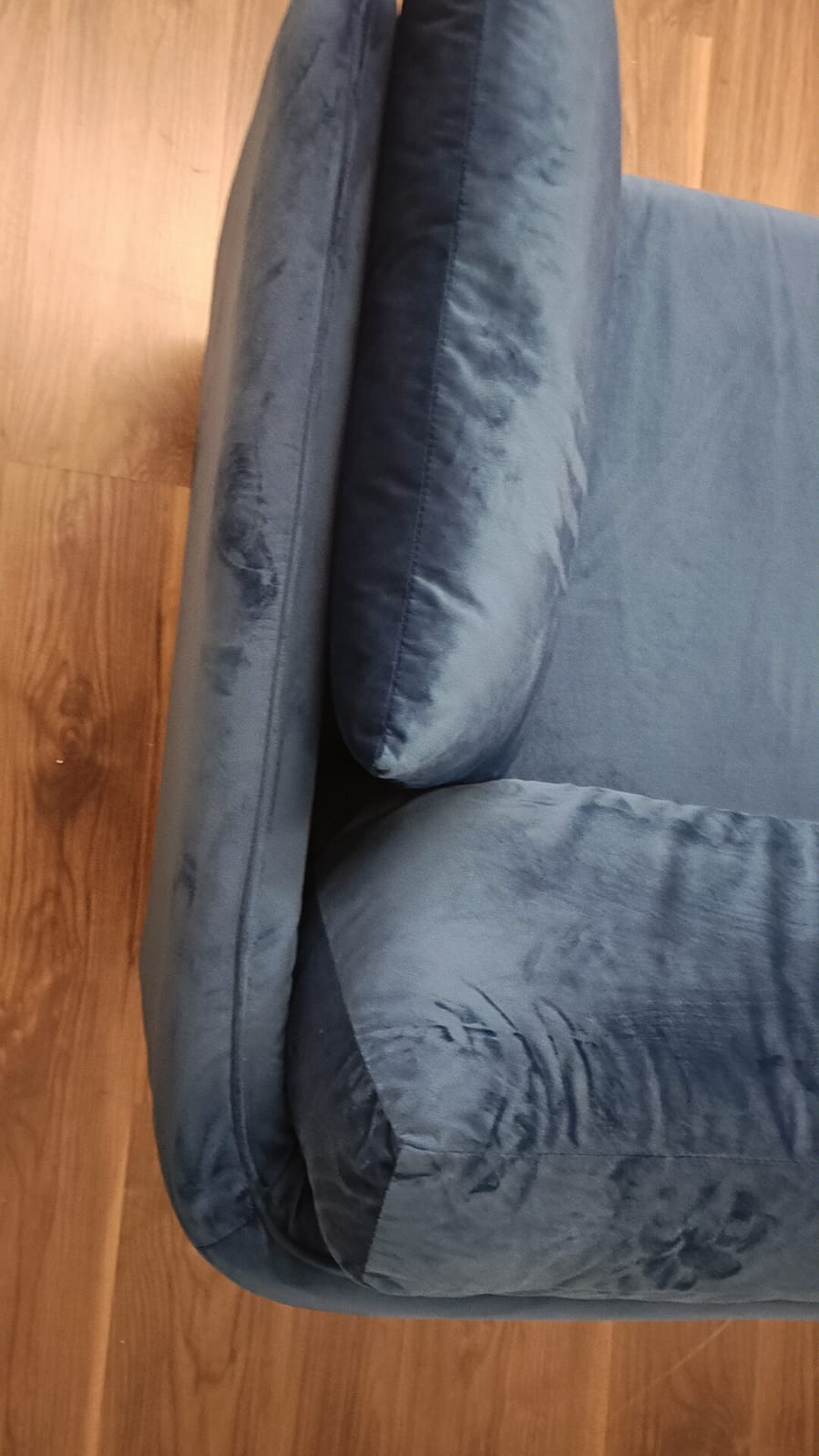 4 Seater Sofa Dark Blue Velvet - W 285 cm x D 90 cm x H 81 cm