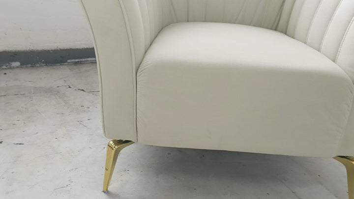 Armchair Cream Velvet - W 110 cm x D 90 cm x H 88 cm
