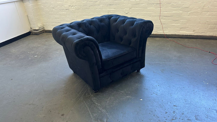 Armchair Black Velvet - W 110 cm x D 83 cm x H 74 cm