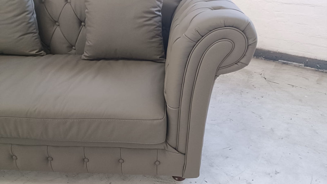 2 Seater Sofa Grey Leather - W 166 cm x D 83 cm x H 74 cm