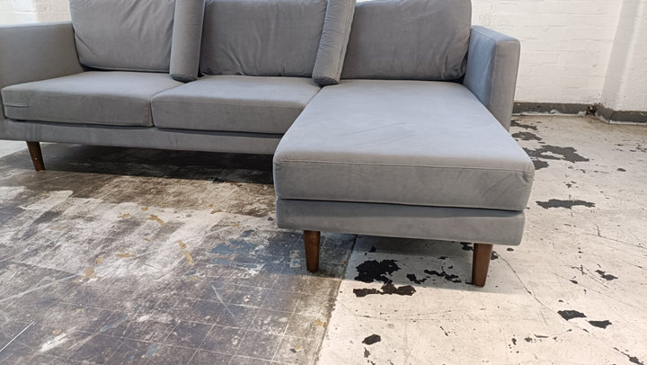 3 Seater Right Hand Facing Chaise Lounge Corner Sofa Grey Velvet - W 260 cm x D 88 cm x H 78 cm