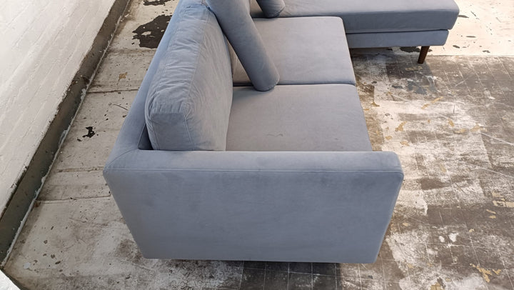 3 Seater Right Hand Facing Chaise Lounge Corner Sofa Grey Velvet - W 260 cm x D 88 cm x H 78 cm