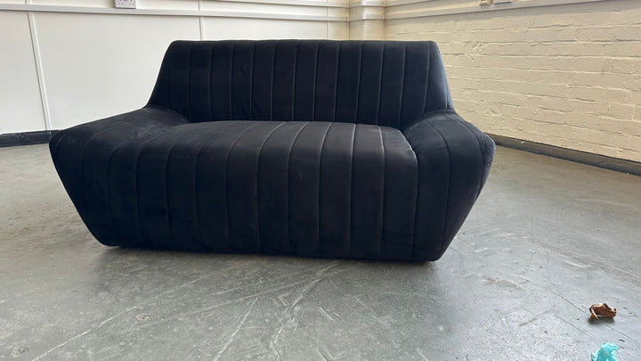 2 Seater Sofa Black Velvet - W 146 cm x D 97 cm x H 72 cm