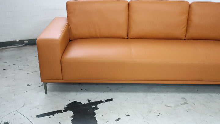 4 Seater Sofa Tan Brown Leather - W 254 cm x D 92 cm x H 82 cm