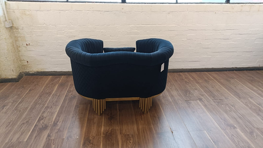 Armchair Black Velvet - W 139 cm x D 95 cm x H 89 cm